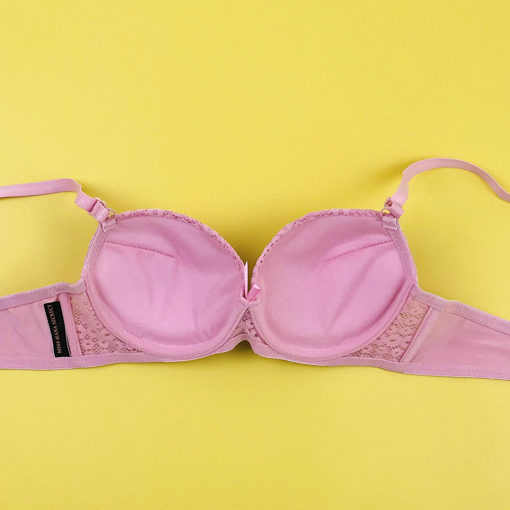 Women's large size bra wih seel rings gahered o preven sagging, high aesheic value lace cup face sexy lingerie_voghion.com