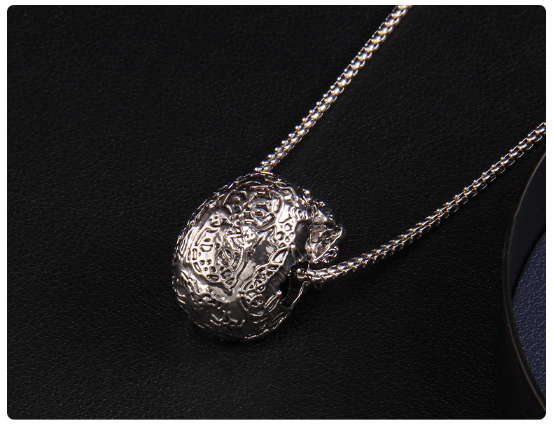 Fashion Skull Stainless Steel Three-dimensional Necklace 1 Piece