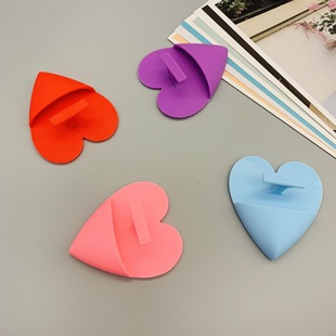 Silicone Heart-Shaped Face Wash Brush Baby Handle Shampoo Brush Silicone Face Facial Manual Cleaning Brush Heart Cleansing Brush