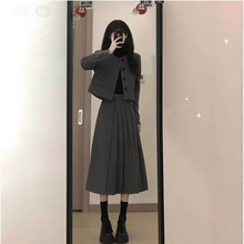 2025设计感时尚毛呢套装裙新款气质小个子短款外套女半身裙两件套