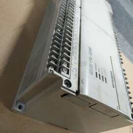 原装拆机三菱PLC模块FX2-80MR现货FX2-80MR功能完好，实物图片