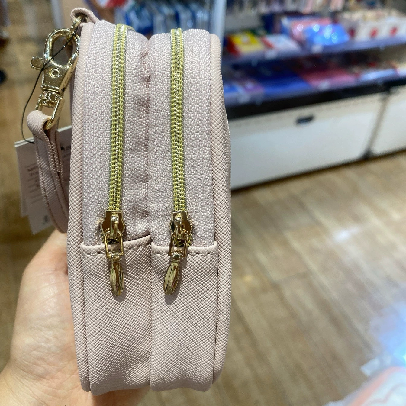 Japón Miffy Miffy bolsa de almacenamiento transparente dibujos animados lindos bolsas de maquillaje de cuero de puju bolsas de dolor de doble capa bolsas de cambio bolsas pequeñas