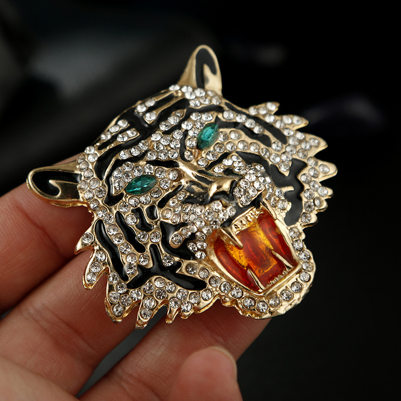 Einzigartige, kreative, mit Diamanten besetzte dominante Brosche für Herren mit zwölf Sternzeichen, Tigerkopf, Tier-Anstecknadel, Halskette mit doppeltem Verwendungszweck_voghion.com