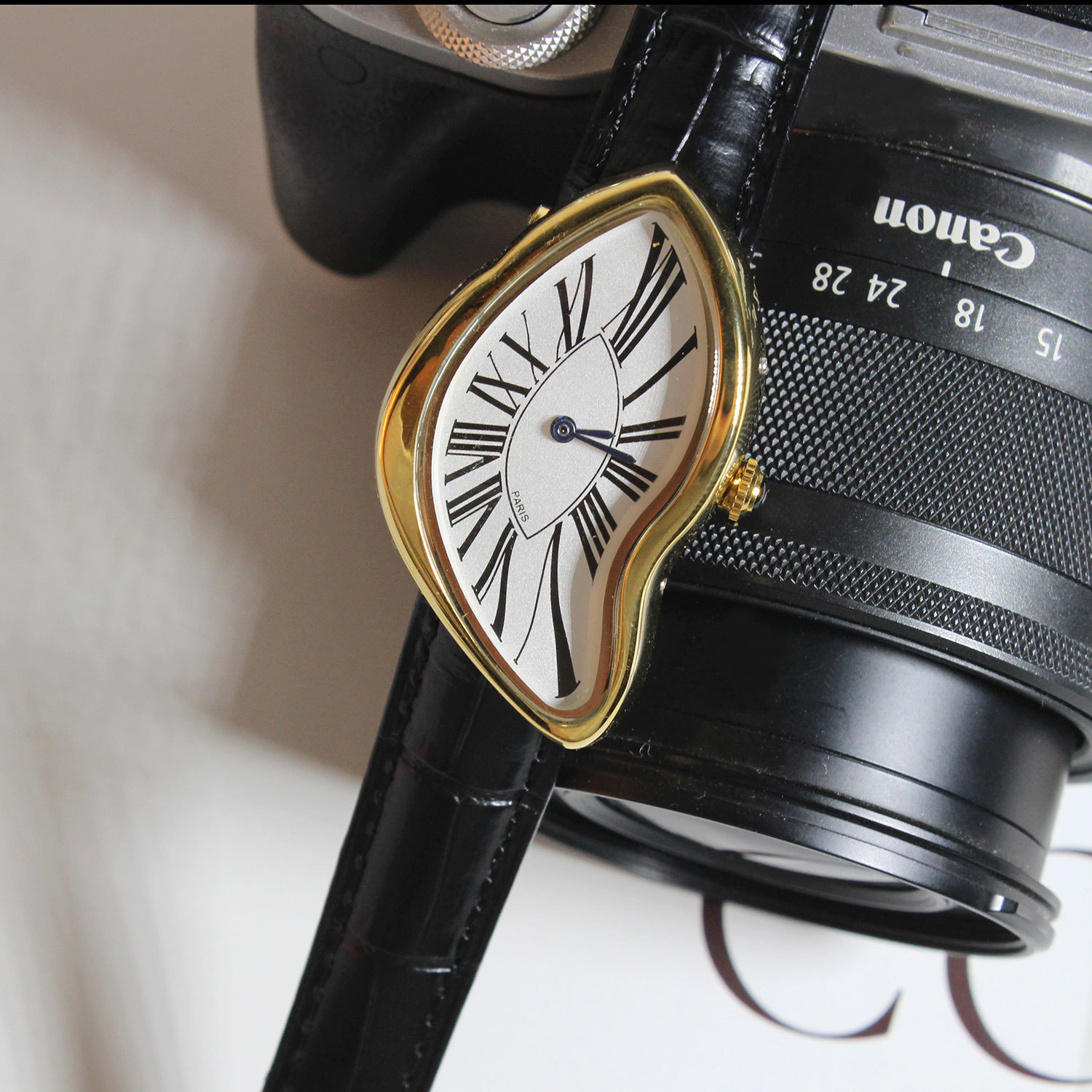 Genuine Leather Strap Material Business Streetwear Solid Color Butterfly Double Snap Quartz Watch