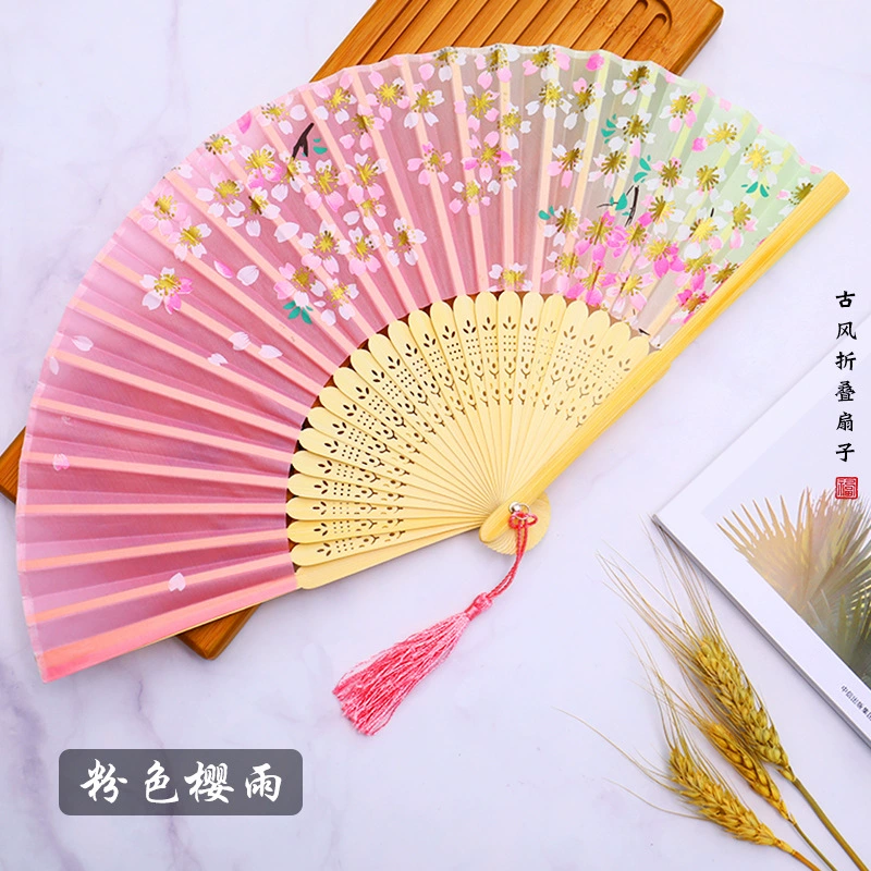 Round fan, Hanfu, classic accessory, Chinese style