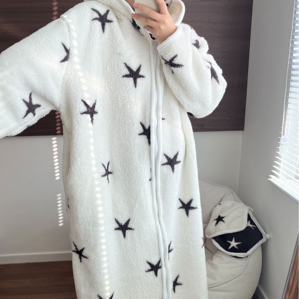 【实拍】鸿楠行走的被窝五角星毛绒拉链睡衣厚保暖家居服睡袍连帽