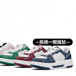 ���Q�߰汾NY���ꠌW�LЬŮ�ٴ�����\��Ь���e͸��У�@�ܲ�Ь��