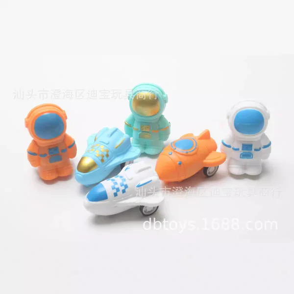 4.7cm Pull Back Astronaut Spacecraft 55mm Gashapon Toy Giveaway