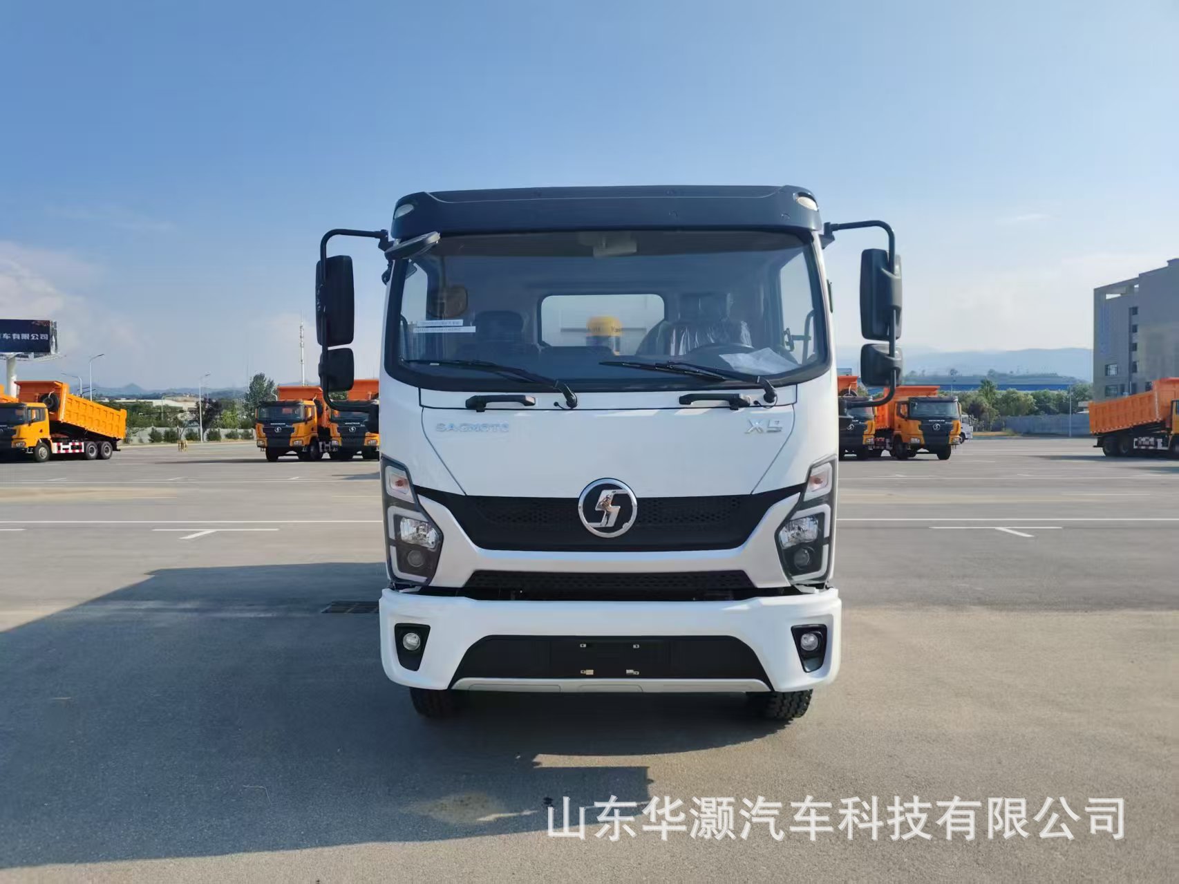 SHACMAN Cross-Border Version X9 Series 4x2 Medium-Duty Dump Truck, Construction Soil Tipper Truck, Supports Left and Right Steering