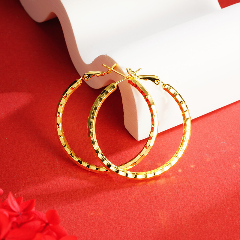 New Vietnam gold Women's earrings simple geometric prism glossy temperament earrings small red book Same Style Supply wholesale