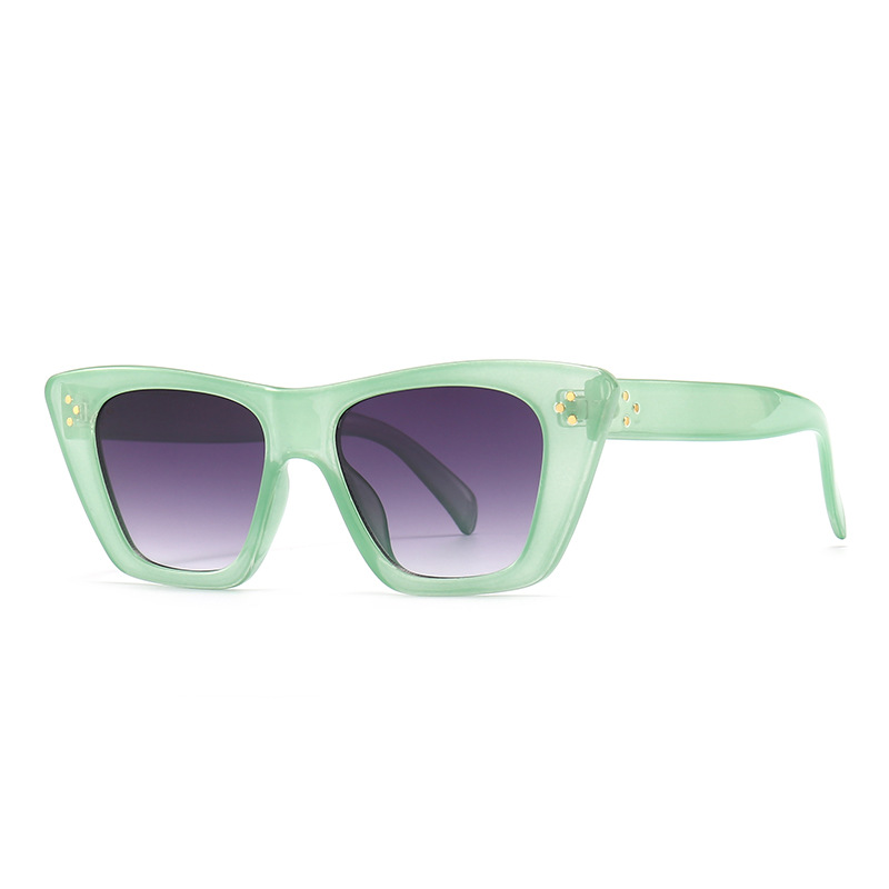 Sunglasses Image 3