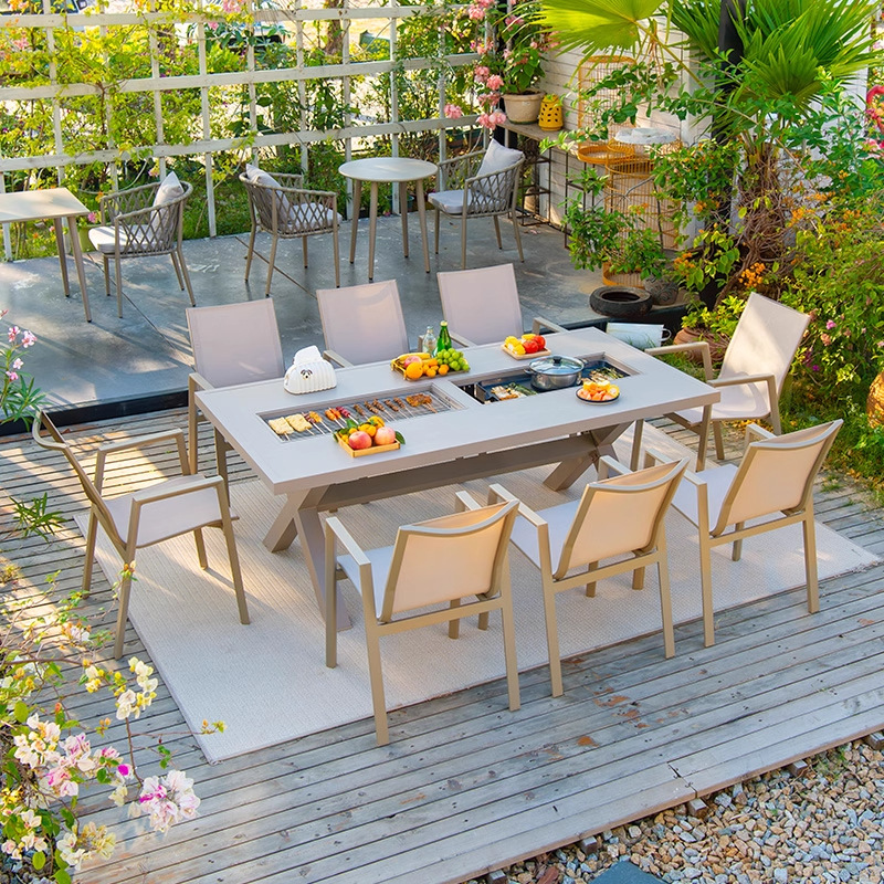 Mesa y silla de patio al aire libre, madera plástica, casa nórdica, patio al aire libre, jardín al aire libre, balcón, combinación de terraza de ocio