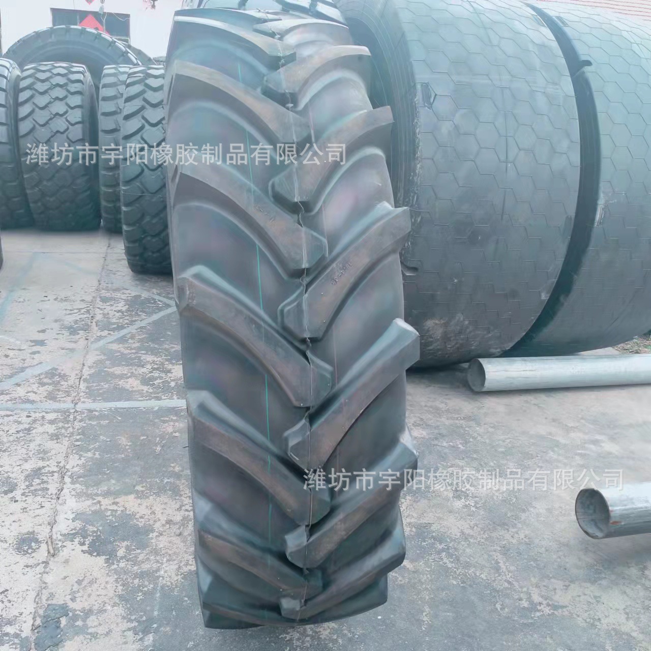 18.4-38 农用人字旱田 拖拉机 联合收割机轮胎  加厚