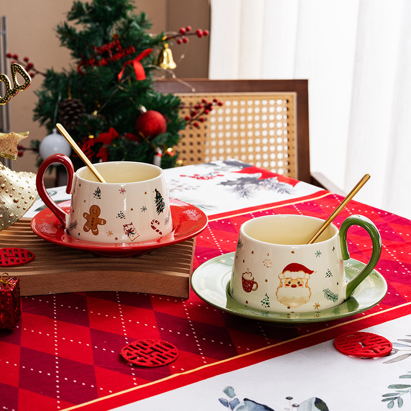 Christmas Atmosphere Ceramic Coffee Cup and Saucer Set for Home Afternoon Tea, Latte Art Cup, Gift Box for Friends and Besties