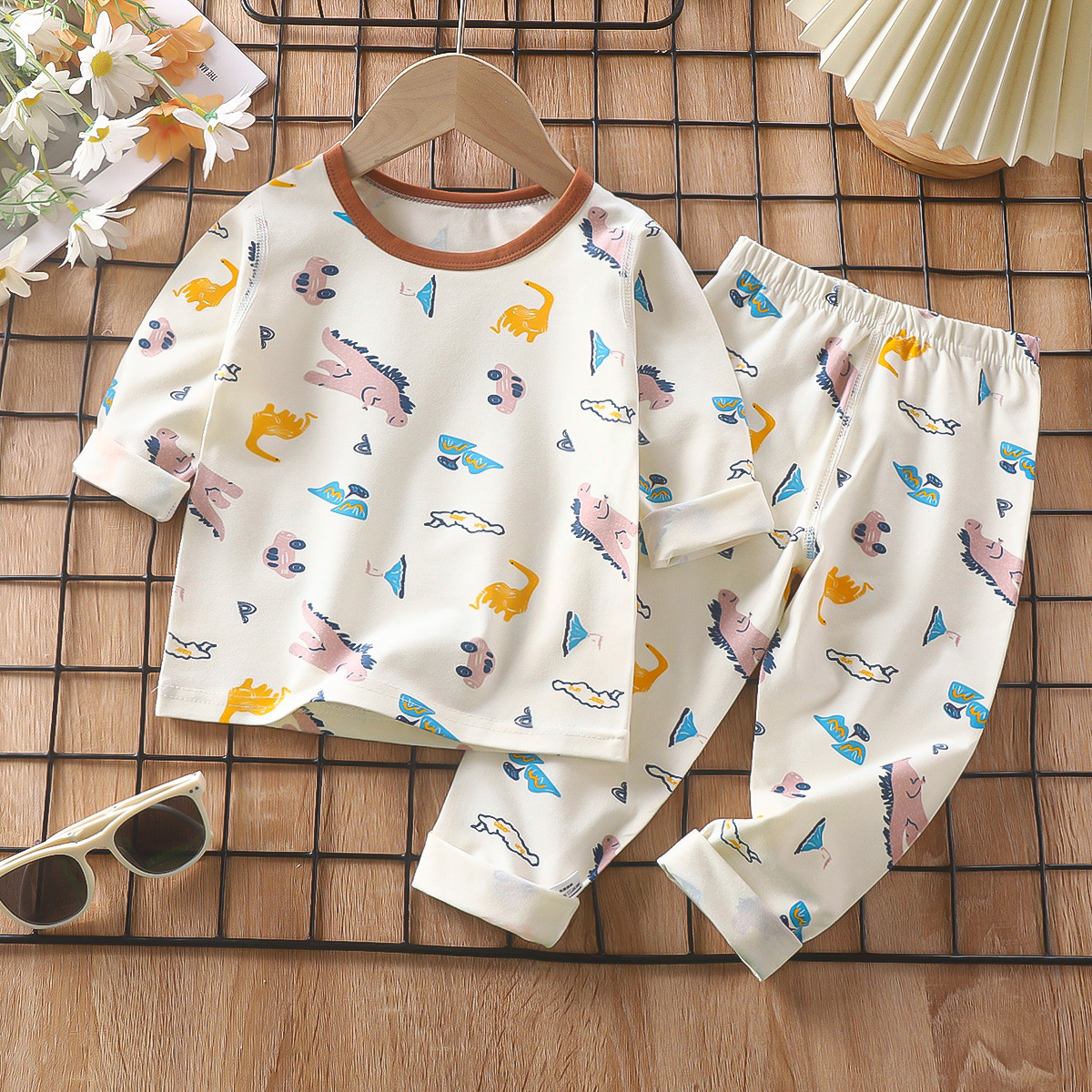 Pajamas infantiles primavera lica algodón ropa interior bebé ropa doméstica para niños niñas chaqueta de otoño pantalones de otoño ropa infantil al por mayor