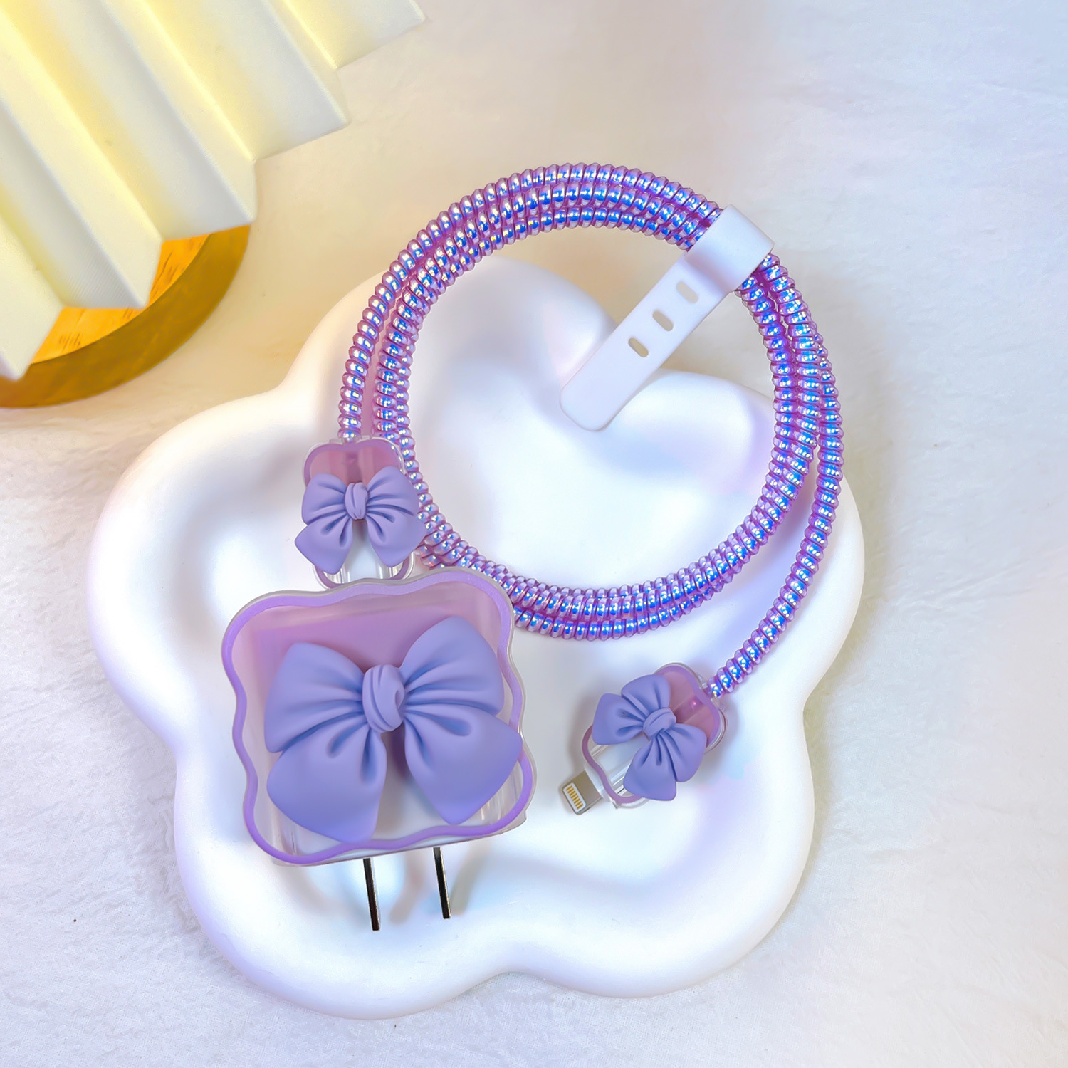 Modelo de onda adecuado para Apple 20W cubierta protectora del cargador 18W cabeza de carga cable de datos cubierta protectora arco tridimensional