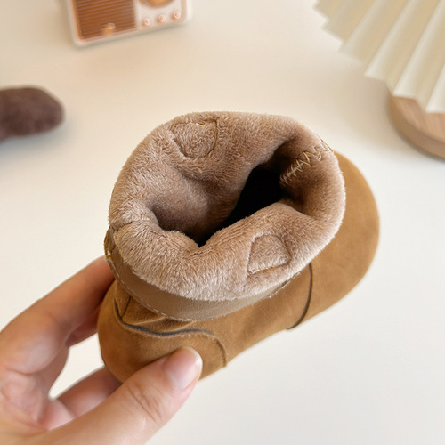 Winter girls' boots, children's shoes, two-layer padded warm felt mid-calf leather boots, stylish and trendy warm boots