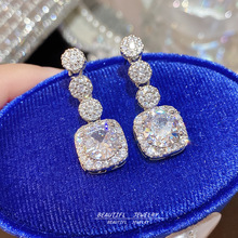 �n���¿�·��Ƕ��ŮС���OӋ�Еr�ж�߼��жȼ��L����h