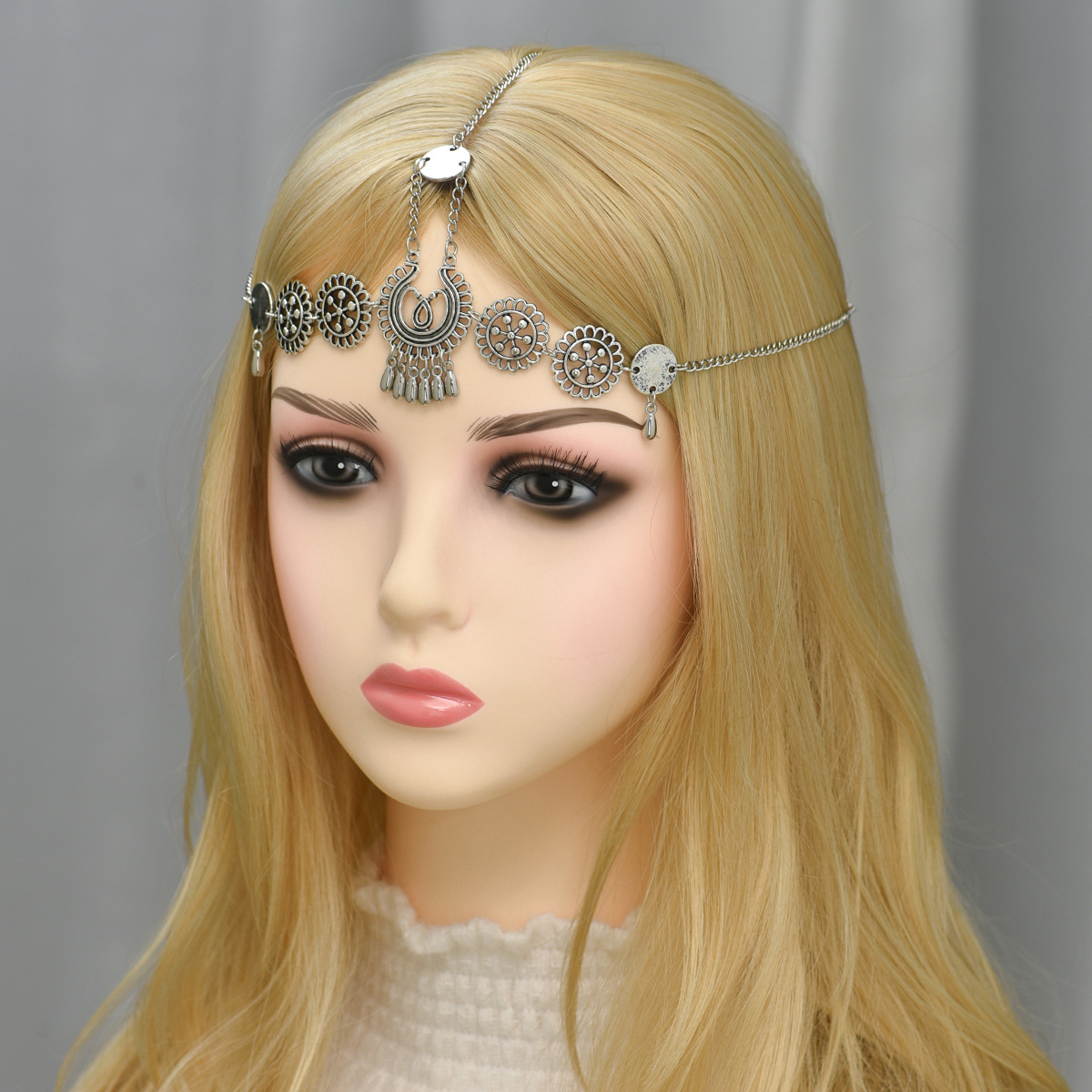 Cross-border European and American retro bohemian hair accessories, ethnic-style, unique headbands, metal tassel hairbands, and head chains