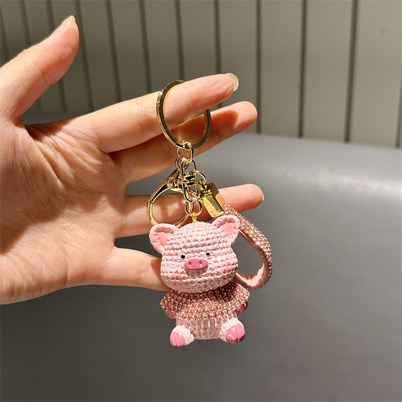 卡通小粉猪钥匙扣女精致轻奢镶钻钥匙挂件可爱甜美小猪包包挂饰|undefined