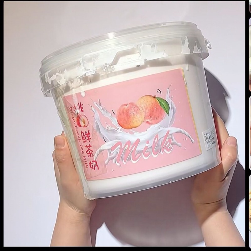 Foaming glue oversized barrel net red with giant fake water big box bubble glue fairy gas non-stick hand holding milk a big barrel