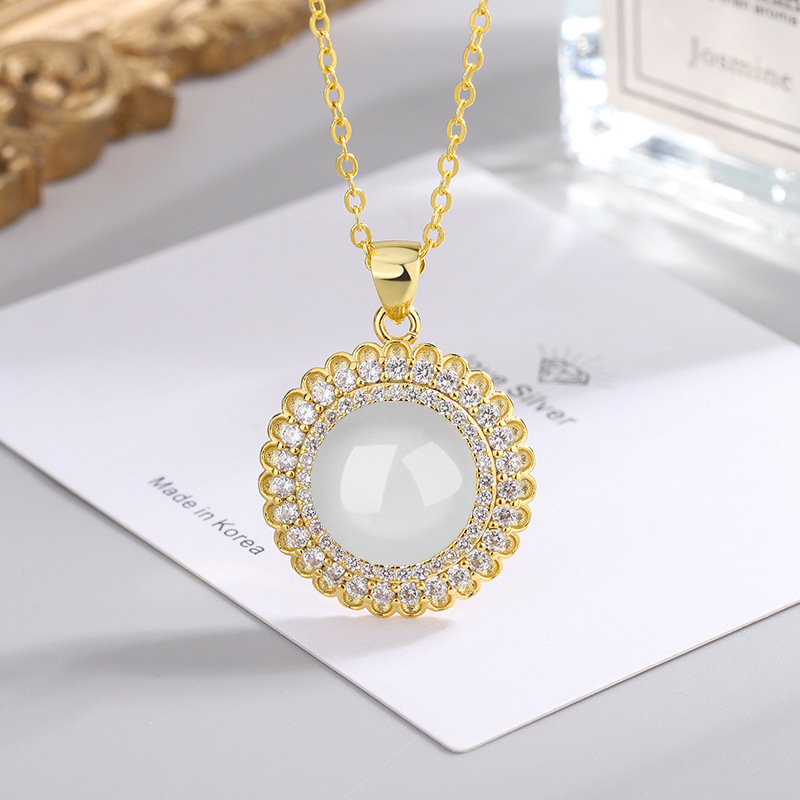 Agate golden pendant, 12mm