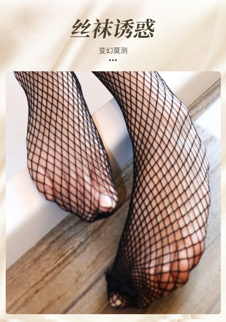 Realistic TPE Foot and Leg Mold Male Masturbator, Manual Use, Skin Tone — detail image 8