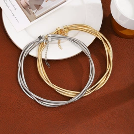 耳环;耳钉;项链