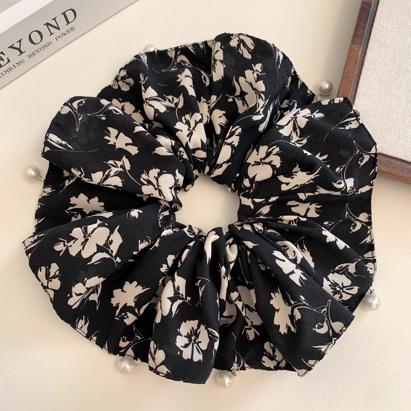 Vintage Perlen Scrunchie Mit Blumenmuster Damen Haarschmuck_voghion.com