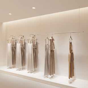 Women's Clothing Stainless Steel Vertical Clothing Display Rack Mirror Silver Wall Hook Display Single Point Wall Hanging Clothes Hanger