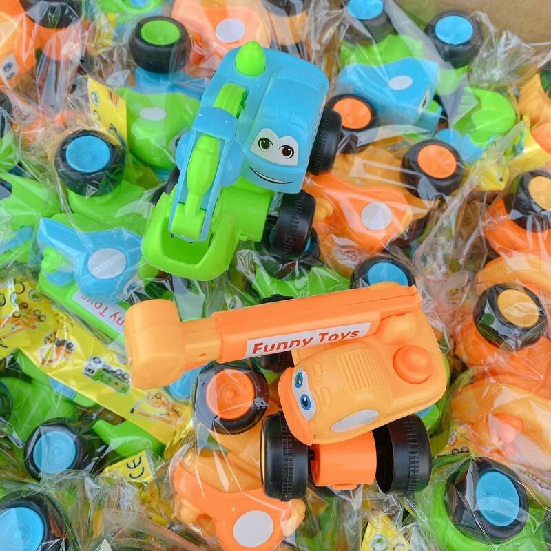 Children's cartoon toy engineering vehicle rotatable excavator crane children's toy car ring stall 2 yuan department store
