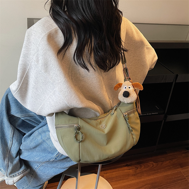 Oxford Fabric Dumpling Bag For Women 2026 New Trendy Sporty Casual Shoulder Bag Versatile Popular Crossbody Travel Crescent Bag - Thumbnail 3