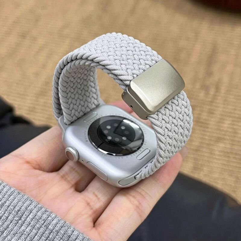Suitable for Apple S11 watch strap iwatch11 nylon woven magnetic SE Applewatch Apple watch