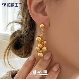 项链;耳环;首饰套装