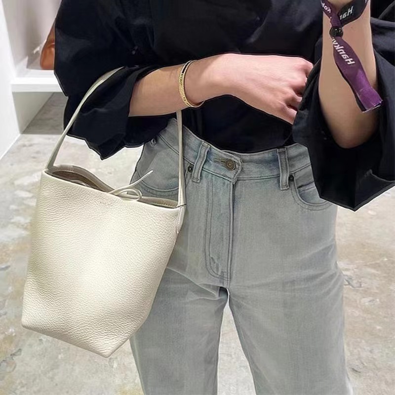 New bucket bag leather women's bag lychee patterned cowhide women's single shoulder large capacity commuting tote bag_voghion.com