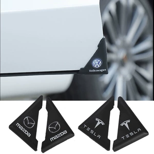 Avtomobil qapısı küncü üçün toqquşma və cızılma əleyhinə rezin stiker.