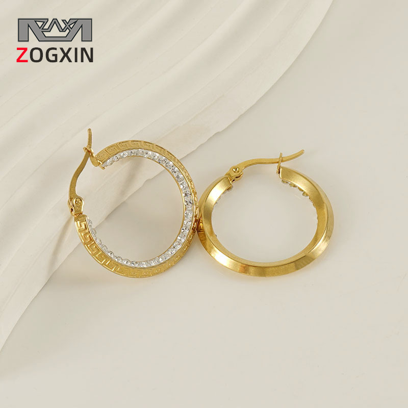 Europa y América nuevo retro Gran Muralla patrón rhinestone pendientes de las mujeres ronda hebilla pendientes de oro de acero inoxidable joyería del oído venta al por mayor