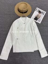 女式衬衫;女式马甲;上衣