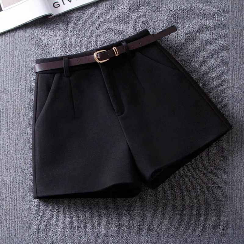 Black Woolen Shorts for Outerwear, Autumn and Winter 2025 New Style, High-Waisted Boot Shorts, Slimming, Paired with Boots, Hot Girl Shorts A7346