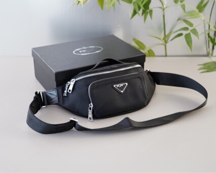 Prada's New Nylon Waist Bag, Crossbody Chest Bag, Coin Purse, Multifunctional Large-Capacity Small Shoulder Bag, Actual Photos Prada's New Nylon Waist Bag, Crossbody Chest Bag, Coin Purse, Multifunctional Large-Capacity Small Shoulder Bag, Actual Photos