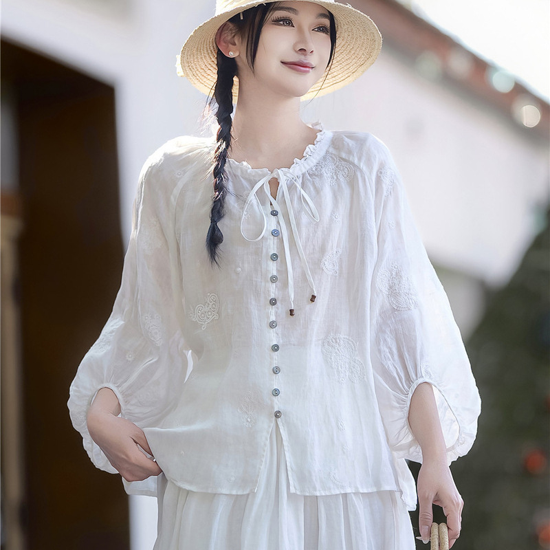 2025 Summer Solid Color Plus Size Embroidered Ramie Babydoll Shirt with Three-Quarter Slanted Lantern Sleeves and Lace Collar for Women