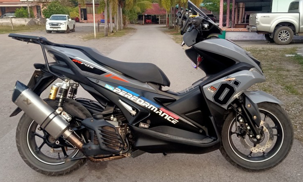 51mm motorcycle modified Scorpio exhaust pipe with muffler imitation carbon fiber oblique triangle CB500X Kaiyue 321