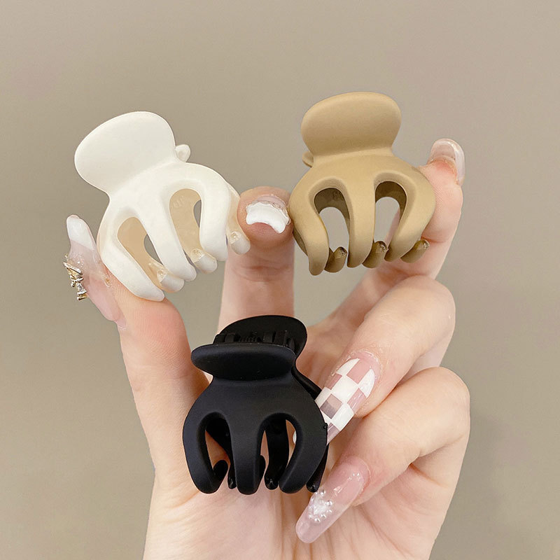 Jin Chen's same style anti-collapse small grip clip back head high ponytail claw clip fixed artifact hairpin female shark clip hairpin