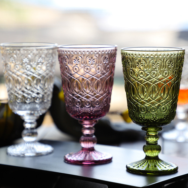 Retro glass wineglass for home use