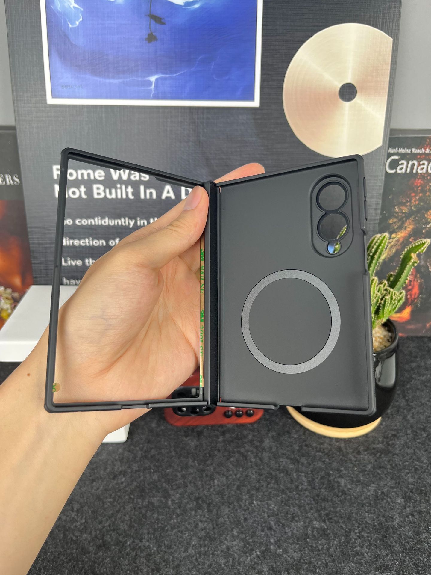 Ốp lưng từ tính NILLKIN cho Samsung Z Fold 8 Ultra, chất liệu nhám mờ, bảo vệ chống sốc — Ốp lưng từ tính chống xước Fold - Samsung Z Fold 8 Đen, Ốp lưng từ tính chống xước Fold - Samsung Z Fold 8 ULTRA Đen, Ốp lưng từ tính chống xước Fold - Samsung Z Fold 8 Trong đen, Ốp lưng từ tính chống xước Fold - Samsung Z Fold 8 ULTRA Trong đen chi tiết 24