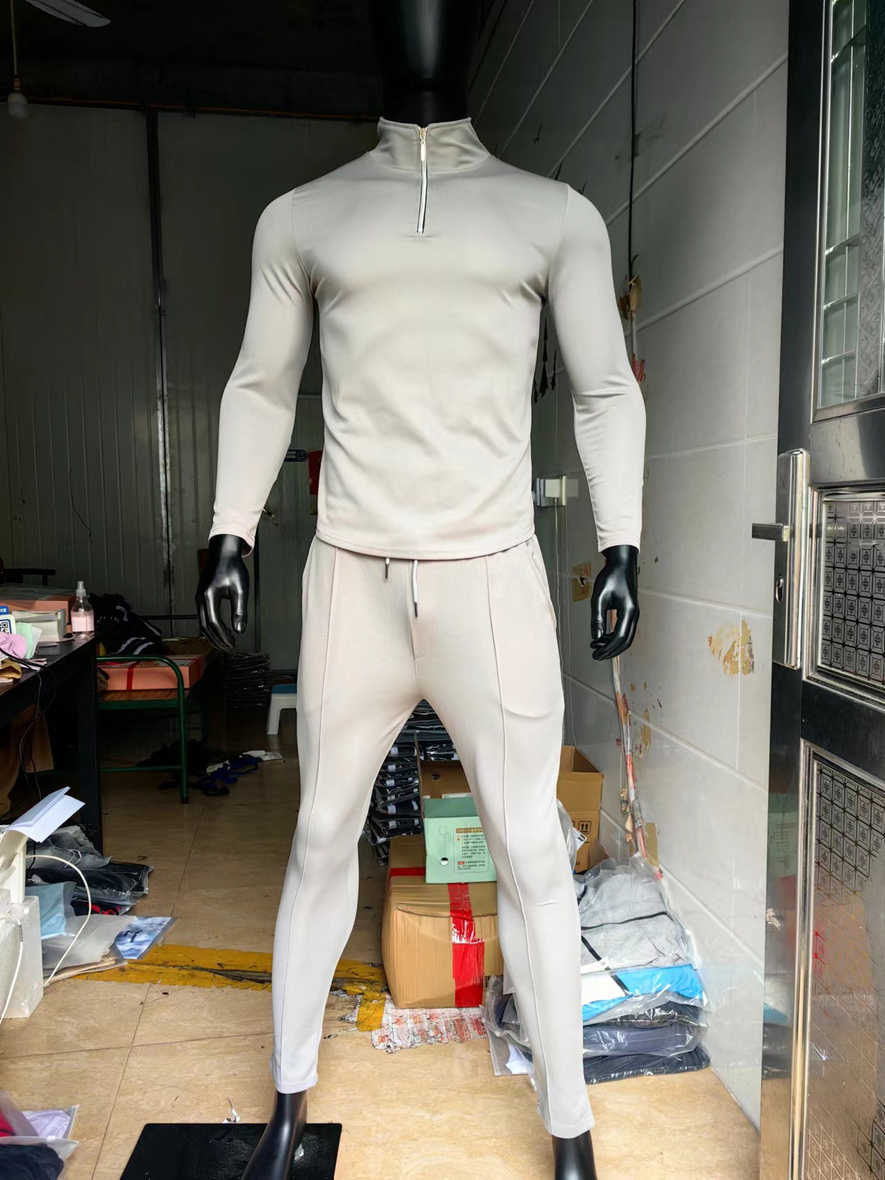 El comercio exterior de los hombres de otoño textura traje de manga larga polo desgaste pantalones deportivos moda casual media cremallera soporte collar traje
