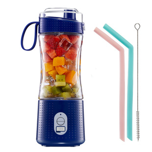 Cross-border Amazon wireless electric juicer Mini small juice cup rechargeable juicer portable juicer
