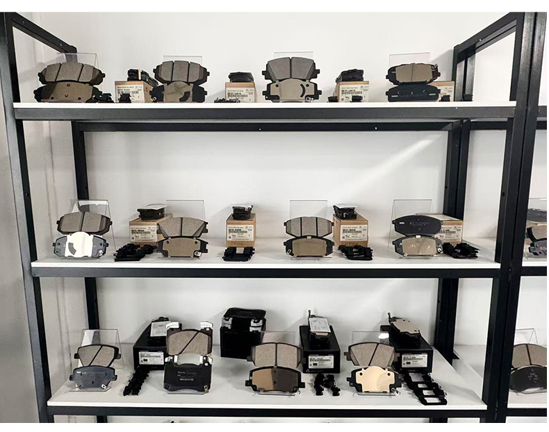 58101A0A00 is a best-selling product in the entire range of high-quality Korean ceramic brake pads for cars, with short delivery times and long warranty periods