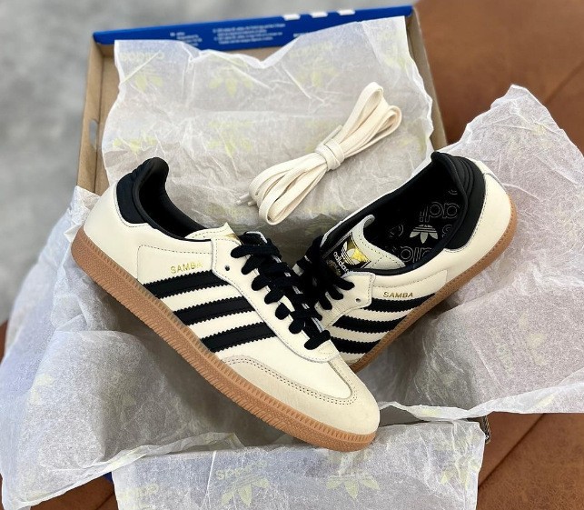 Zapatos de entrenamiento alemán Putian Chunyuan, Forum84, zapatos blancos cómodos y versátiles para parejas de campus para hombres y mujeres