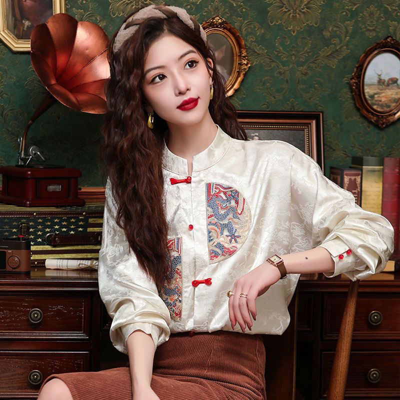 Chinese Style National Style Embroidered Vintage Shirt 2024 with Buckle Spring and Summer New Style Vertical Collar Long Sleeve Top Western Style Slim Shirt